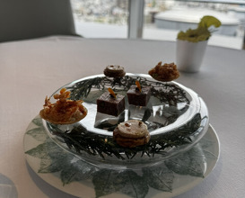 Dinner at hotel de yoshino (オテル・ド・ヨシノ)