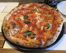 Dinner at IL PIZZAIOLO (イル・ピッツァイオーロ)