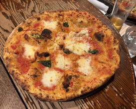 Dinner at IL PIZZAIOLO (イル・ピッツァイオーロ)