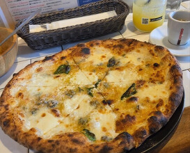 Dinner at IL PIZZAIOLO (イル・ピッツァイオーロ)