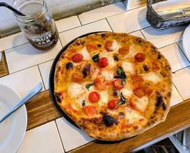 Dinner at IL PIZZAIOLO (イル・ピッツァイオーロ)