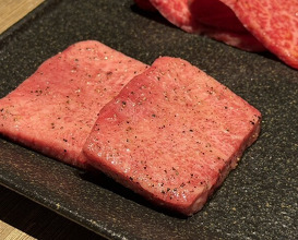 Dinner at Yakiniku Jumbo Hanare (焼肉 ジャンボ はなれ)