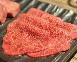 Dinner at Yakiniku Jumbo Hanare (焼肉 ジャンボ はなれ)