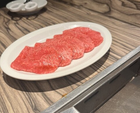 Dinner at Yakiniku Jumbo Hanare (焼肉 ジャンボ はなれ)