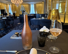 Dinner at Gastronomy Joel Robuchon (ガストロノミー ジョエル・ロブション)