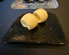 Dinner at Gastronomy Joel Robuchon (ガストロノミー ジョエル・ロブション)