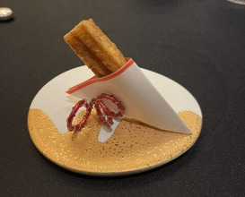 Dinner at Gastronomy Joel Robuchon (ガストロノミー ジョエル・ロブション)