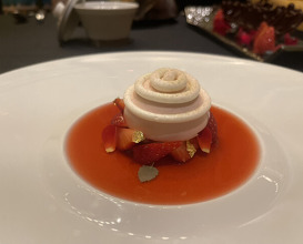 Dinner at Gastronomy Joel Robuchon (ガストロノミー ジョエル・ロブション)