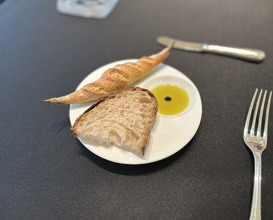Dinner at Gastronomy Joel Robuchon (ガストロノミー ジョエル・ロブション)
