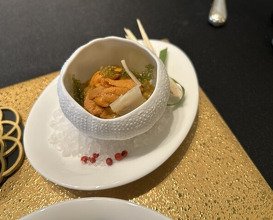 Dinner at Gastronomy Joel Robuchon (ガストロノミー ジョエル・ロブション)