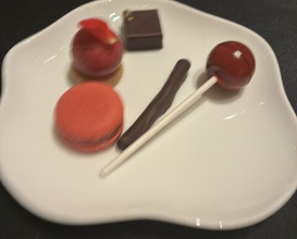 Dinner at Gastronomy Joel Robuchon (ガストロノミー ジョエル・ロブション)