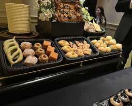 Dinner at Gastronomy Joel Robuchon (ガストロノミー ジョエル・ロブション)