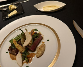 Dinner at Gastronomy Joel Robuchon (ガストロノミー ジョエル・ロブション)