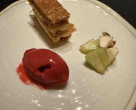Dinner at Gastronomy Joel Robuchon (ガストロノミー ジョエル・ロブション)