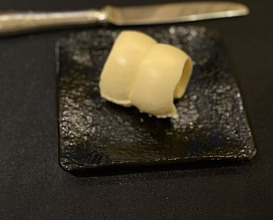 Dinner at Gastronomy Joel Robuchon (ガストロノミー ジョエル・ロブション)