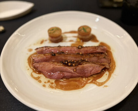 Dinner at Gastronomy Joel Robuchon (ガストロノミー ジョエル・ロブション)