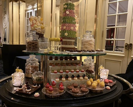 Dinner at Gastronomy Joel Robuchon (ガストロノミー ジョエル・ロブション)