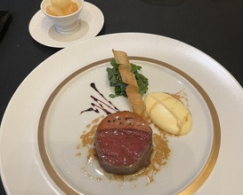 Dinner at Gastronomy Joel Robuchon (ガストロノミー ジョエル・ロブション)