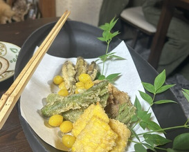 Dinner at Katatsumuri (かたつむり)