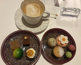 Dinner at La Baie (ラ・ベ)