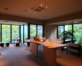 Dinner at LAT.34°N by AO