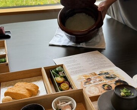 Dinner at LAT.34°N by AO