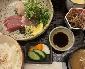 Dinner at Marushin (丸新)