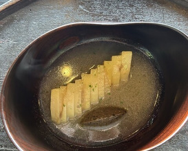 Dinner at middle (middle)