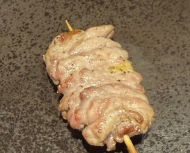 Dinner at YAKITORI Moe es (YAKITORI 燃 es)