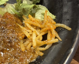 Dinner at SPICY CURRY Roka (SPICY CURRY 魯珈)