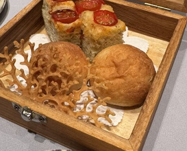 Dinner at Japan no Italian Ryori Ten sai (日本のイタリア料理店 sai)