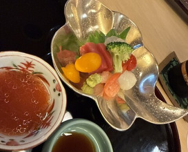 Dinner at Sangencha (山玄茶)