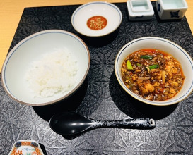 Dinner at Shin Zen Bi (眞善美)