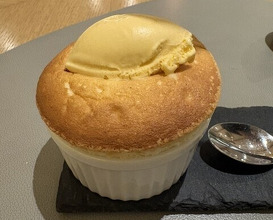 Dinner at SOUS-SUS (スシュ)