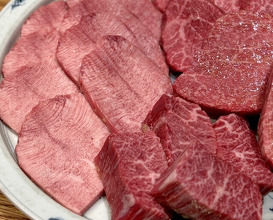 Dinner at Yakiniku Sudou Haruyoshi (焼肉すどう 春吉)