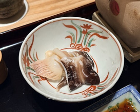 Dinner at Suetomi (末冨)