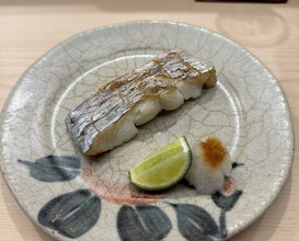 Dinner at Nihonbashi Kakigaracho Sugita