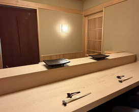 Dinner at Nihonbashi Kakigaracho Sugita