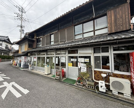 Dinner at Suzaki Shokuryohin Ten (須崎食料品店)