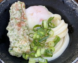 Dinner at Suzaki Shokuryohin Ten (須崎食料品店)