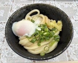 Dinner at Suzaki Shokuryohin Ten (須崎食料品店)