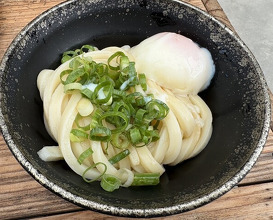 Dinner at Suzaki Shokuryohin Ten (須崎食料品店)