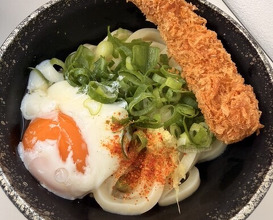 Dinner at Suzaki Shokuryohin Ten (須崎食料品店)