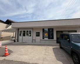 Dinner at Suzaki Shokuryohin Ten (須崎食料品店)