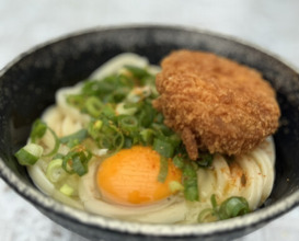 Dinner at Suzaki Shokuryohin Ten (須崎食料品店)