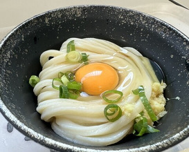 Dinner at Suzaki Shokuryohin Ten (須崎食料品店)