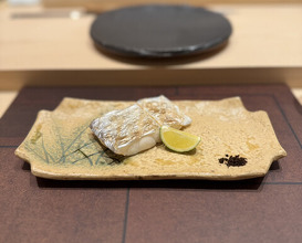 Dinner at Sushi Suzuki (鮨 鈴木)