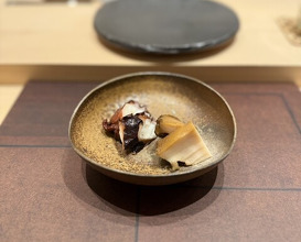 Dinner at Sushi Suzuki (鮨 鈴木)