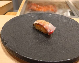 Dinner at Sushi Suzuki (鮨 鈴木)