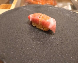 Dinner at Sushi Suzuki (鮨 鈴木)